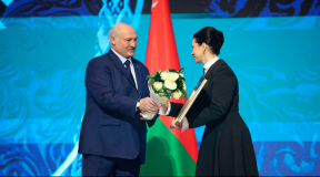 Лукашенко наградил одновременно и среднего сына, и его жену