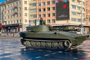 Фотофакт. Танки в центре Минска