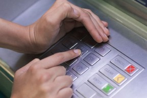 «Перевод денег через системы, подобные Paysend, будет невозможен. В ЕС перестанут работать карточки всех беларуских банков»