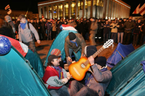 Перамагчы дыктатуру: урокі «Плошчы»-2006 у сьвятле рэвалюцыі 2020 году