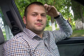 Конвейер репрессий. Каменщика из Жодино осудили «по делу Гаюна». Аннулирован паспорт Беляцкого