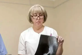 Конвейер репрессий. Силовики приходят с маски-шоу к участникам маршей. Осудили медсестру из РНПЦ. Некоторых «политических» на границе заставляют раздеваться догола